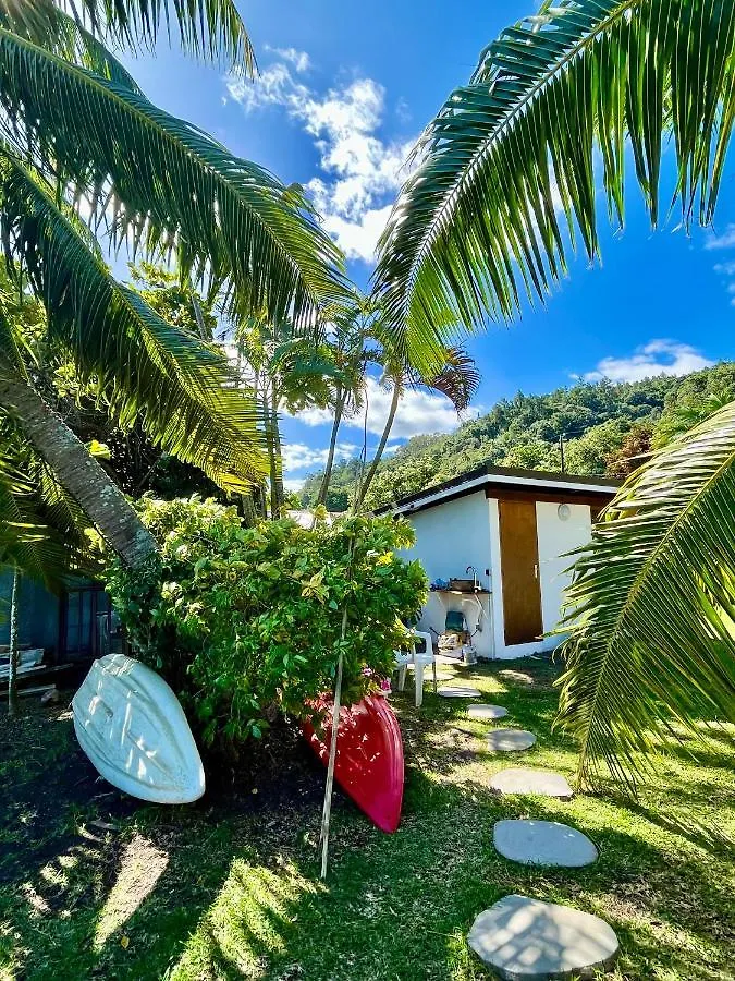 O'Coco Bungalow- Breathtaking Waterfront Views, Endless Memories Paea