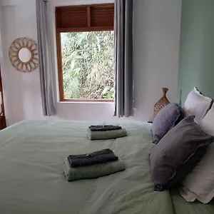  Homestay Ohana, Airport Family House